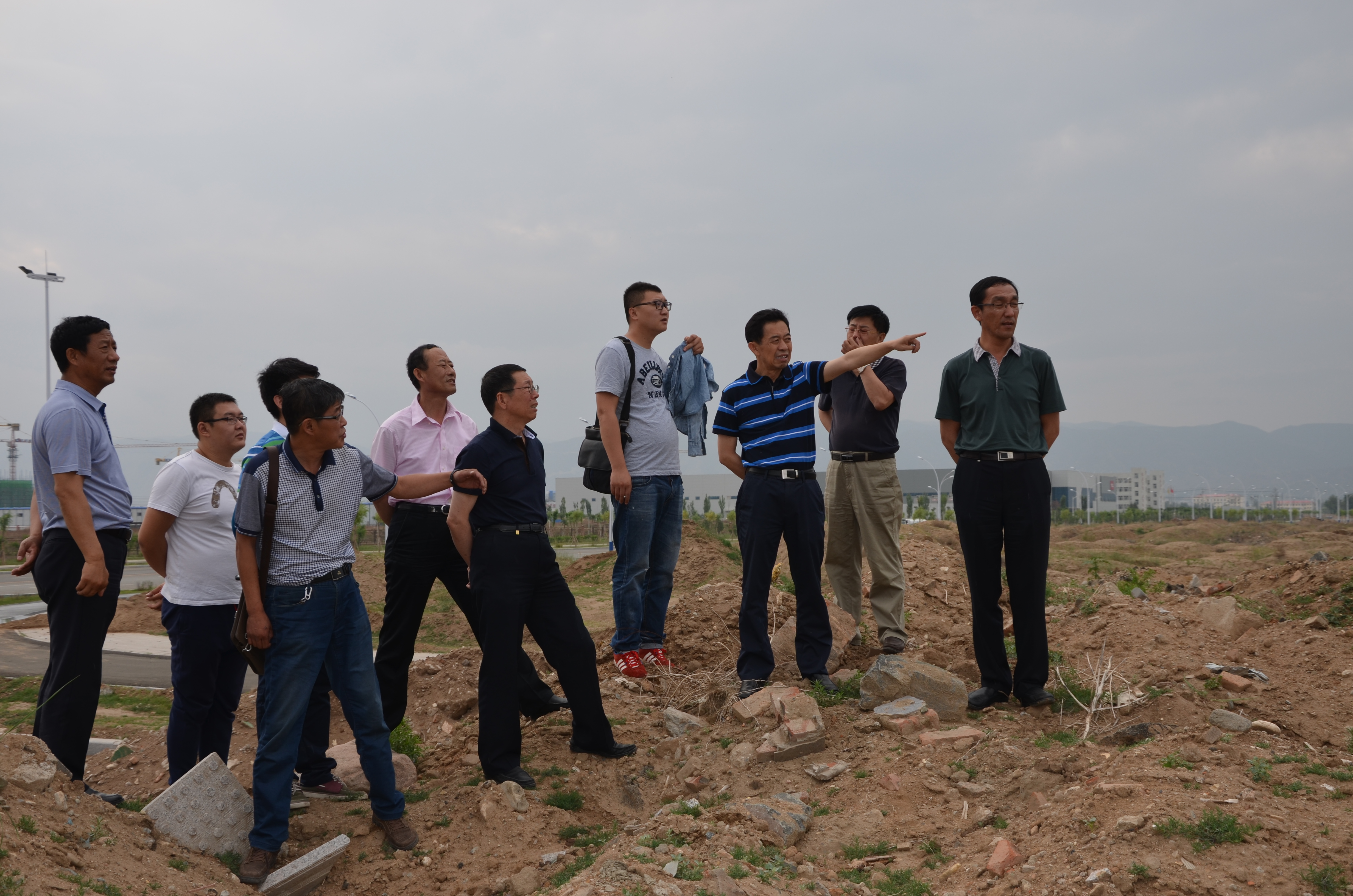 研究如何打通“斷頭路?！?jpg